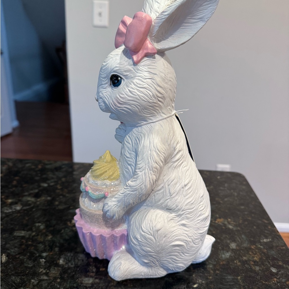 Easter Bunny With Pink Bow And Cupcakes Sweet Treats Spring Easter Decor - Picture 4 of 7